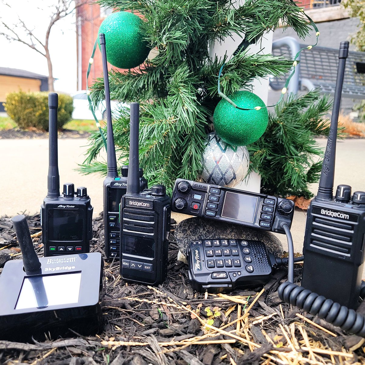 Christmas 2024 all amatuer radios under the tree-1